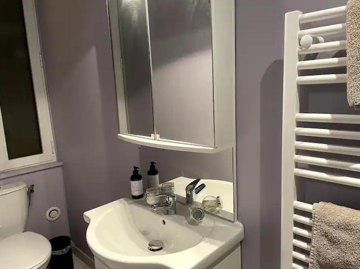 Appartement Avec Parking Gratuit Et Wifi Виерзон Екстериор снимка