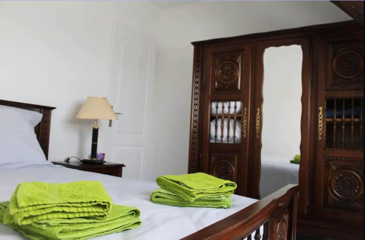 Appartement Avec Parking Gratuit Et Wifi Виерзон Екстериор снимка